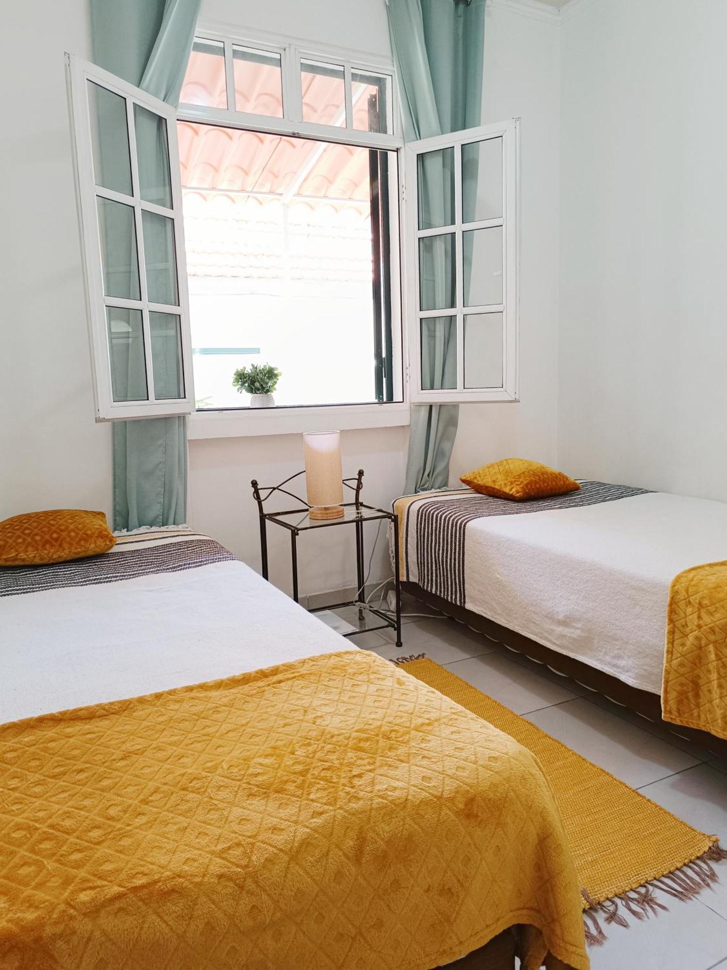 Home & Flower - Private Bedrooms Funchal Exterior foto